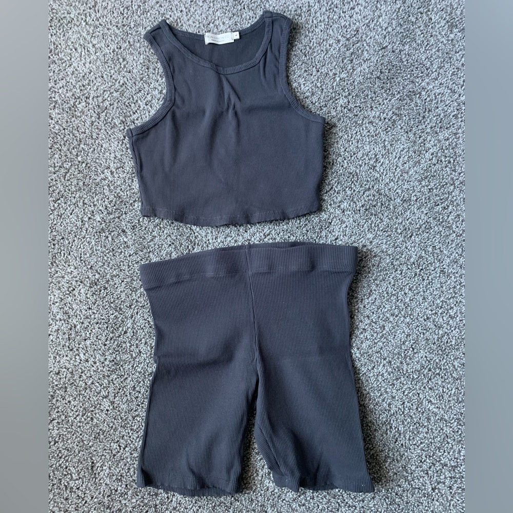 Shon Simon Co Charcoal Gray  Set size L